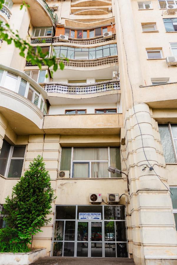 Comfy Apartment With Private Parking And Netflix Бухарест Екстер'єр фото