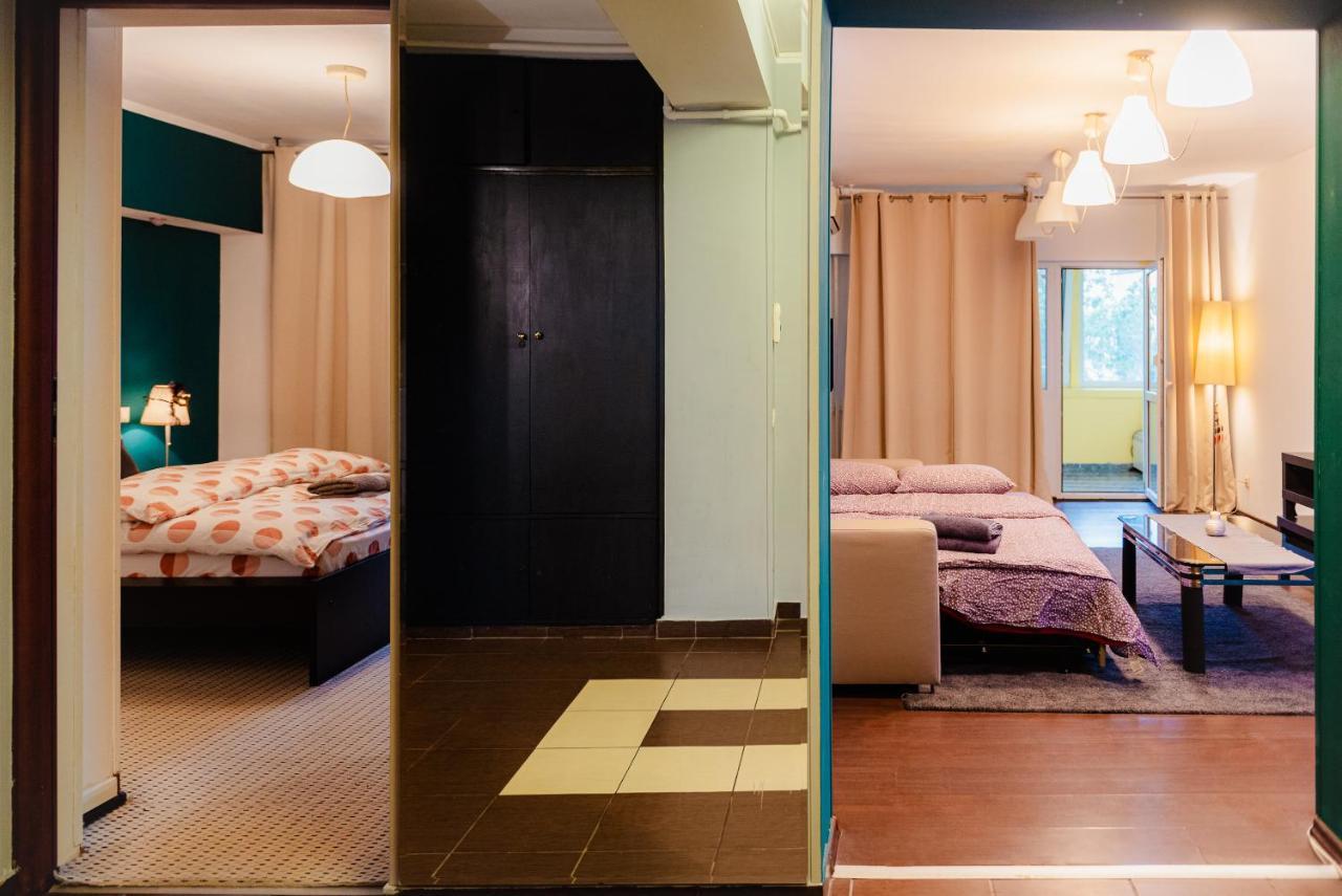 Comfy Apartment With Private Parking And Netflix Бухарест Екстер'єр фото